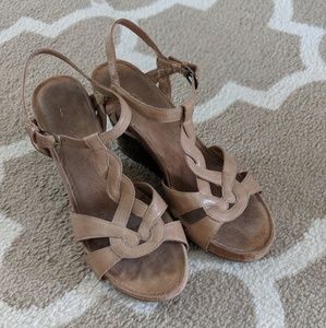 Aerosoles tan strappy wedges